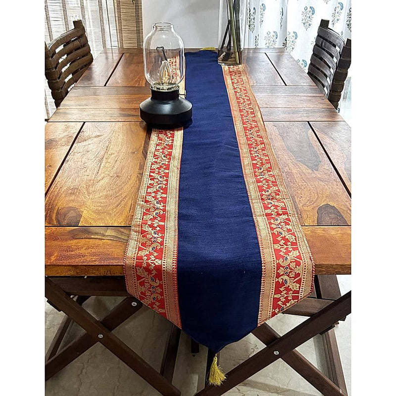 Shades Pink Parrot Polyster Table Runner (Navy Blue & Red) - 30 x 177 cm 1 Unit