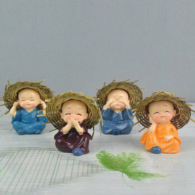 Ecraftindia Decorative Monks With Hat Polyresin Set of 4